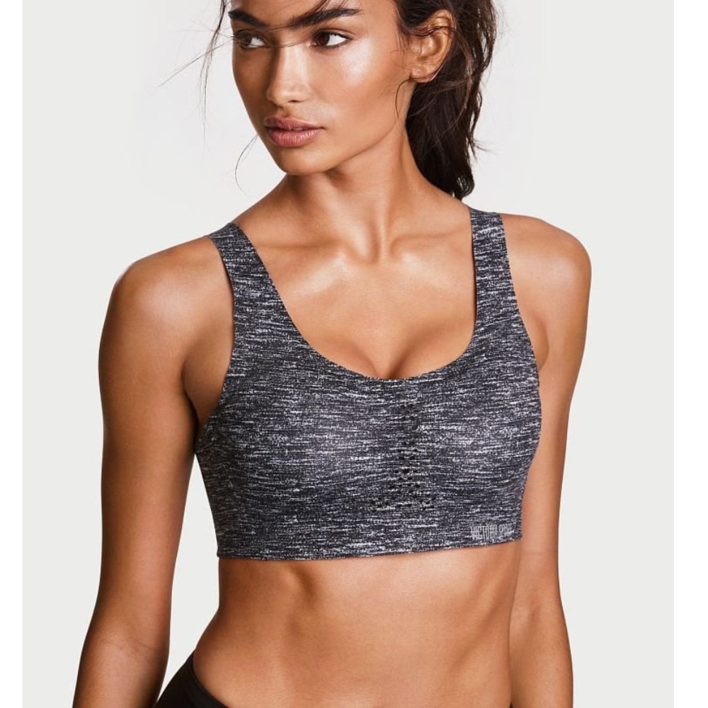 Victoria’s Secret Angel Max sports bra
